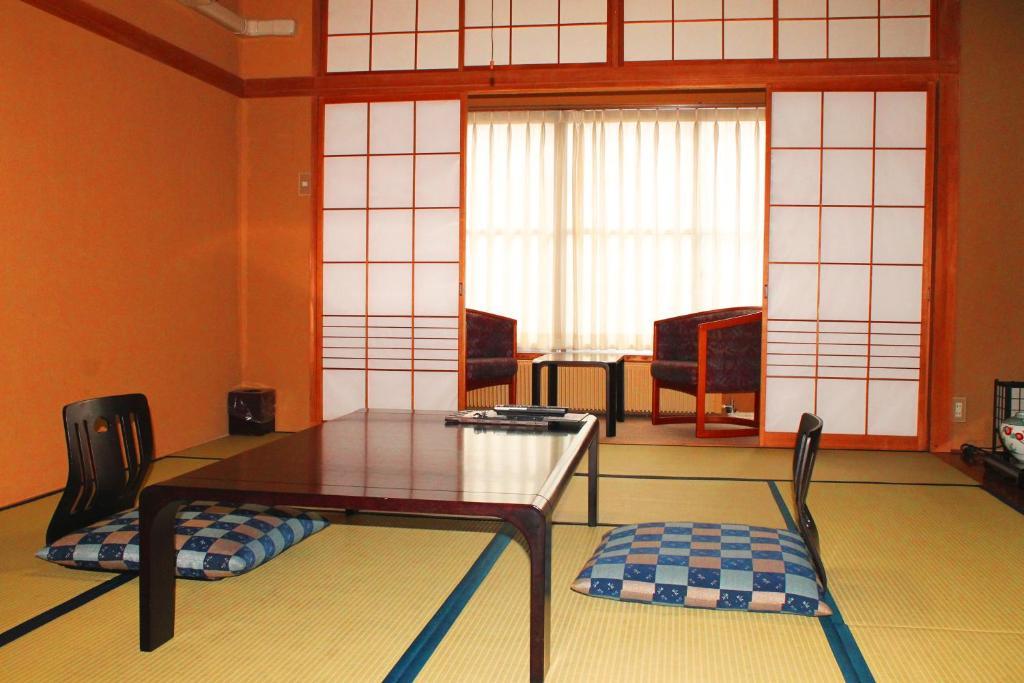 Hotel Echigo Yuzawa Onsen Sakura Tei Habitación foto