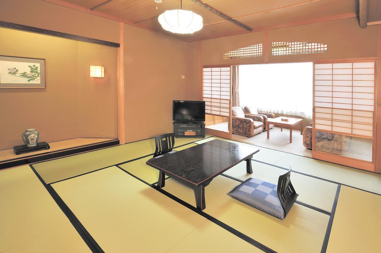 Hotel Echigo Yuzawa Onsen Sakura Tei Exterior foto